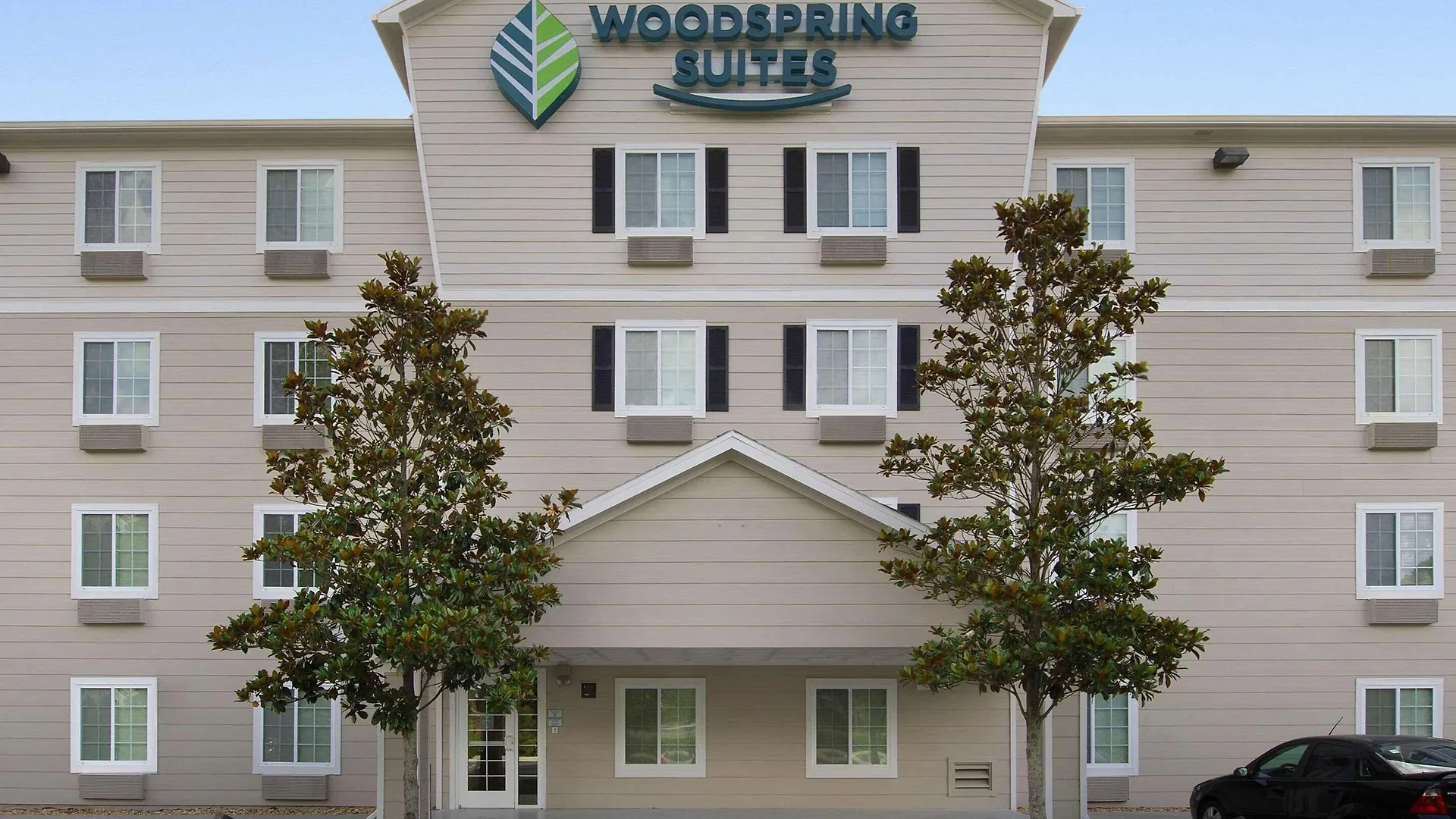 8 WoodSpring Suites Hotels in Florida Worth Booking Now